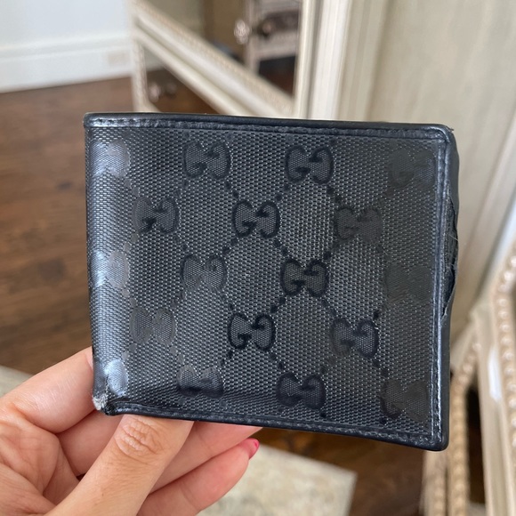 Authentic GUCCI wallet. Men’s - Picture 1 of 8